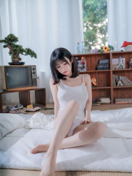 漂亮姐姐韩国_4K免费电视剧