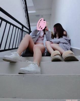 午夜艳鬼_BD在线播放
