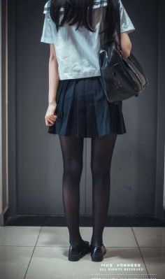 少妇日bb_1080影视在线观看